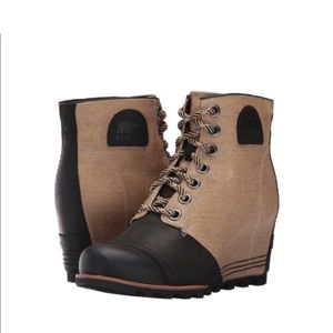 Sorel Women's Tan Black PDX NL2796-012 Lace Up Wedge Heeled Ankle Boot Size 9.5